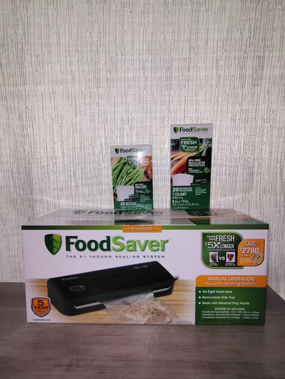 FoodSaver Vacuum Sealing System Starter Kit+Extra Bags